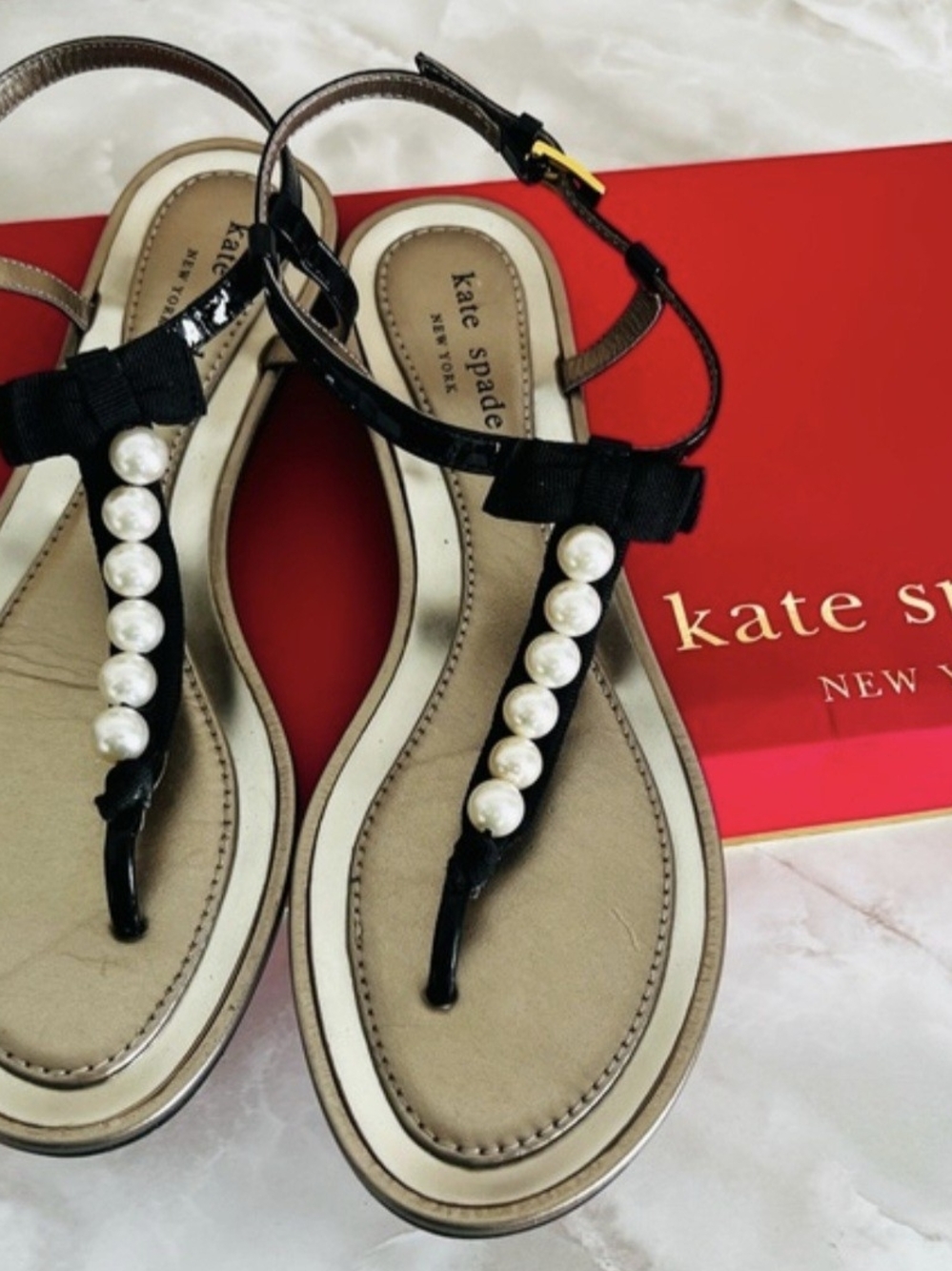 Kate Spade faux pearl with bow Sandals - Picture 3 of 10